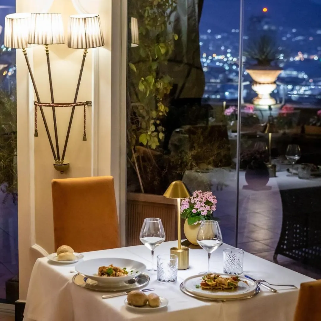 San Francesco Al Monte Hotel Naples 4*,